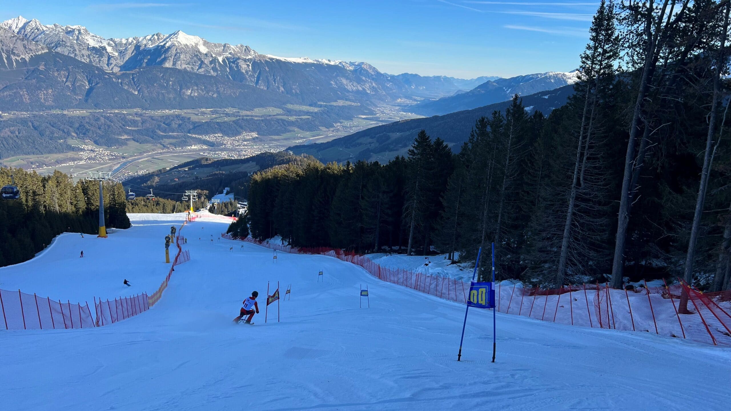 Skibob Tirol Glungezer Tulfes Oesterreich scaled